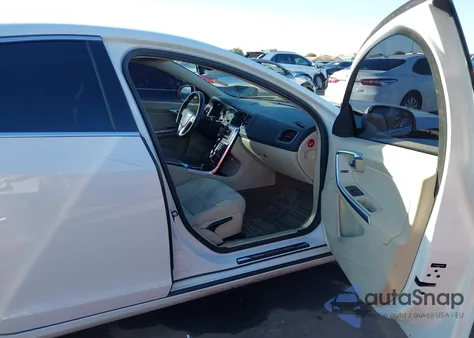 2012 Volvo S60 T5 из США, поврежденный, VIN YV1622FS9C2024938